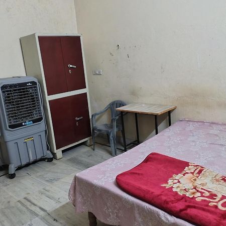 Joshi Guest House Prayagraj Bagian luar foto